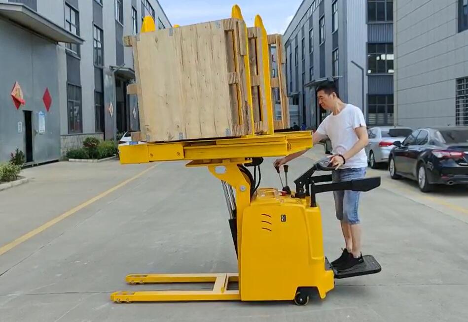 MOBILE PALLET CHANGER